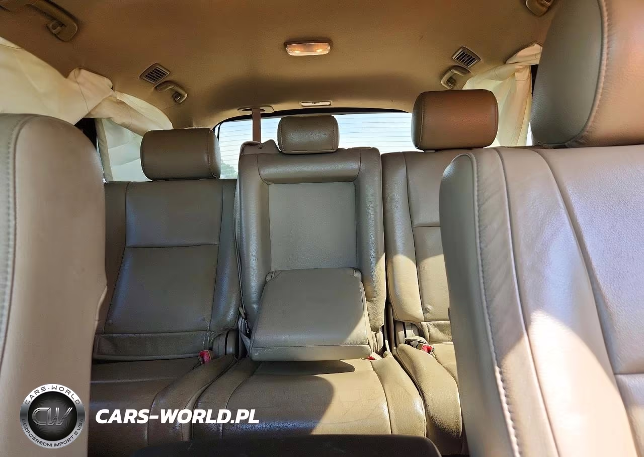 2008 Toyota Sequoia Sr5 VIN:5TDZY64A88S001959 - 10