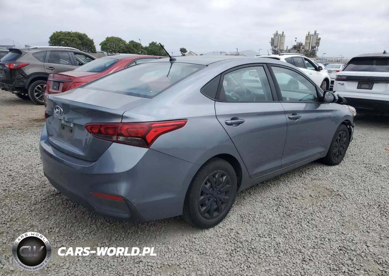 2018 Hyundai Accent Se VIN:3KPC24A34JE021580 - 3
