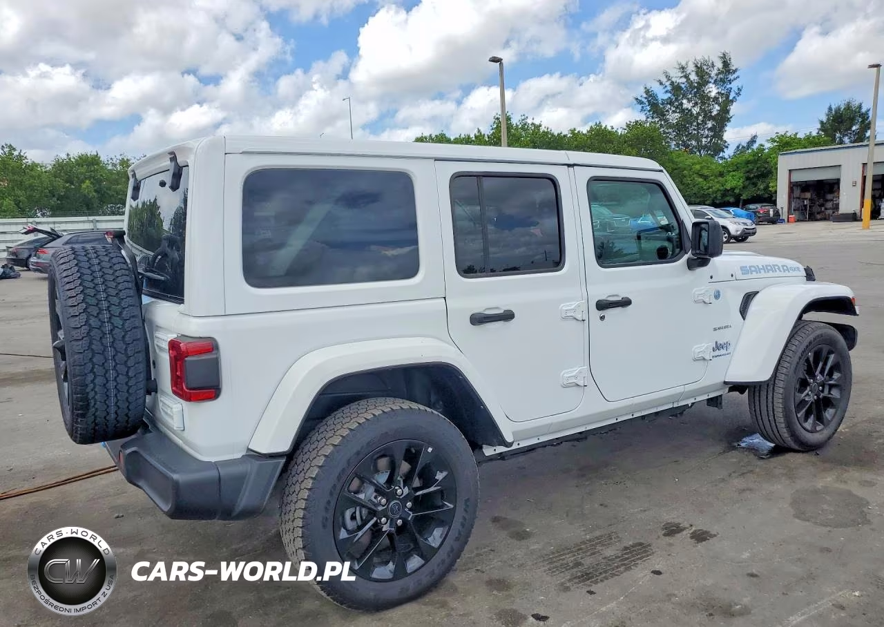 2024 Jeep Wrangler Sahara 4Xe VIN:1C4RJXP67RW270764 - 3