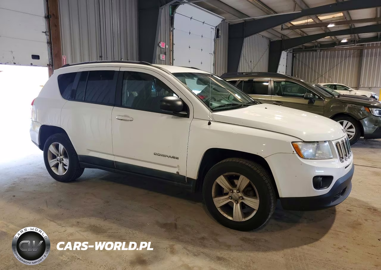 2011 Jeep Compass Sport VIN:1J4NF1FBXBD278624 - 4