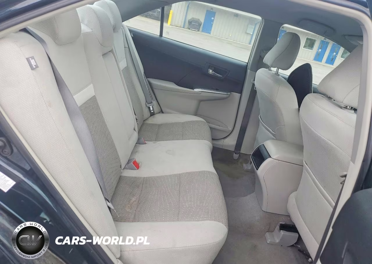 2014 Toyota Camry Hybrid Le VIN:4T1BD1FKXEU123232 - 10