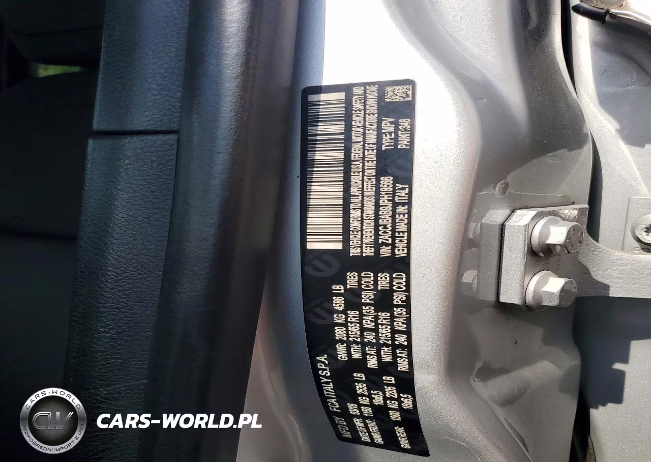 2018 Jeep Renegade Sport VIN:ZACCJBAB9JPH18566 - 13