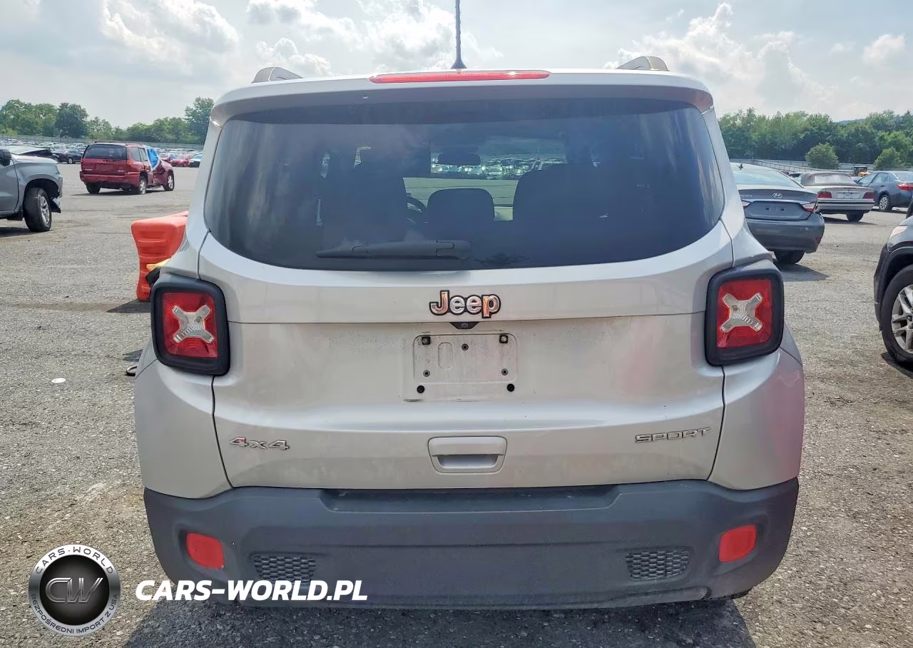 2018 Jeep Renegade Sport VIN:ZACCJBAB9JPH18566 - 6