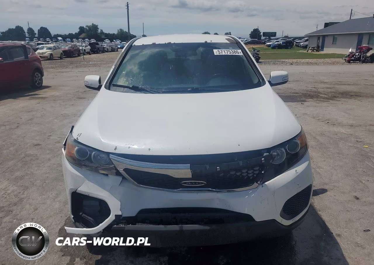 2012 Kia Sorento Lx VIN:5XYKTCA65CG308350 - 5