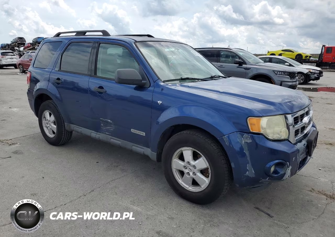 FORD ESCAPE XLT VIN:1FMCU03108KB12718 - 4
