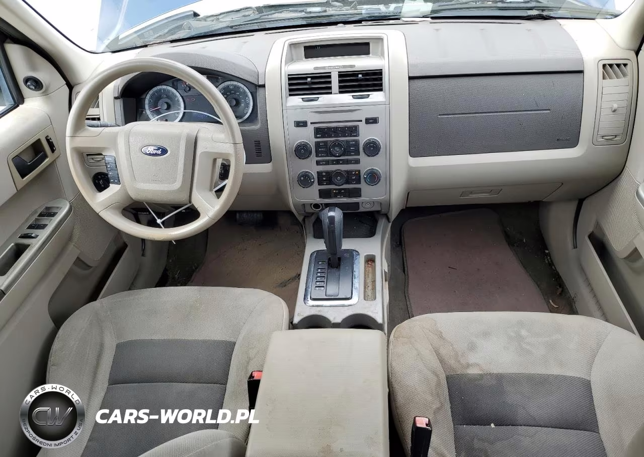 FORD ESCAPE XLT VIN:1FMCU03108KB12718 - 8