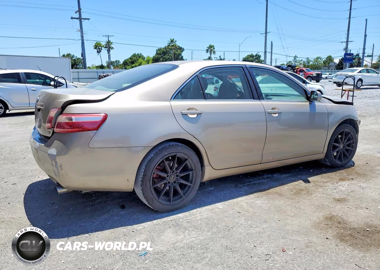 2009 Toyota Camry Le VIN:4T4BE46K79R127779 - 3