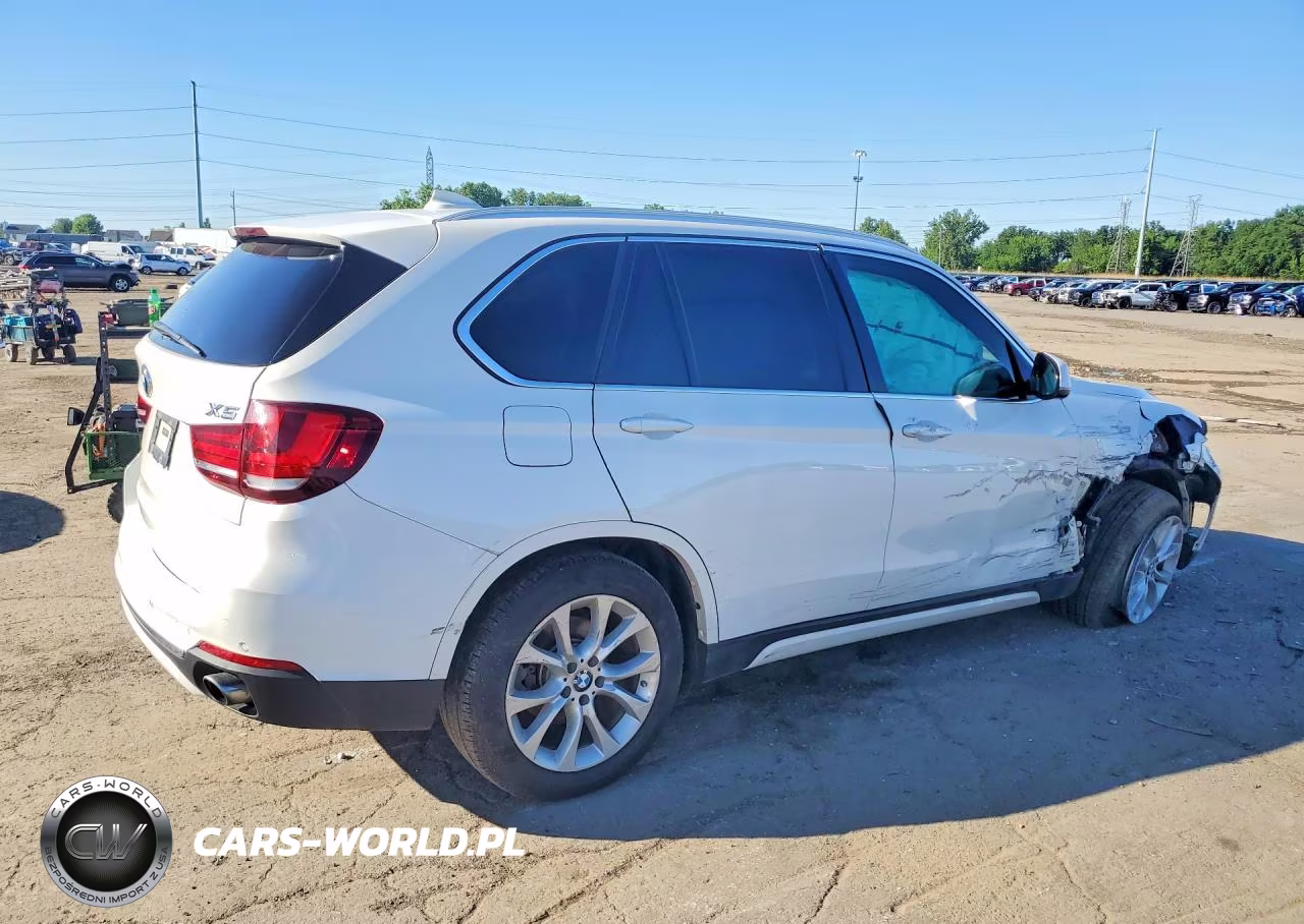 2015 BMW X5 xDrive35I VIN:5UXKR0C54F0P10709 - 3