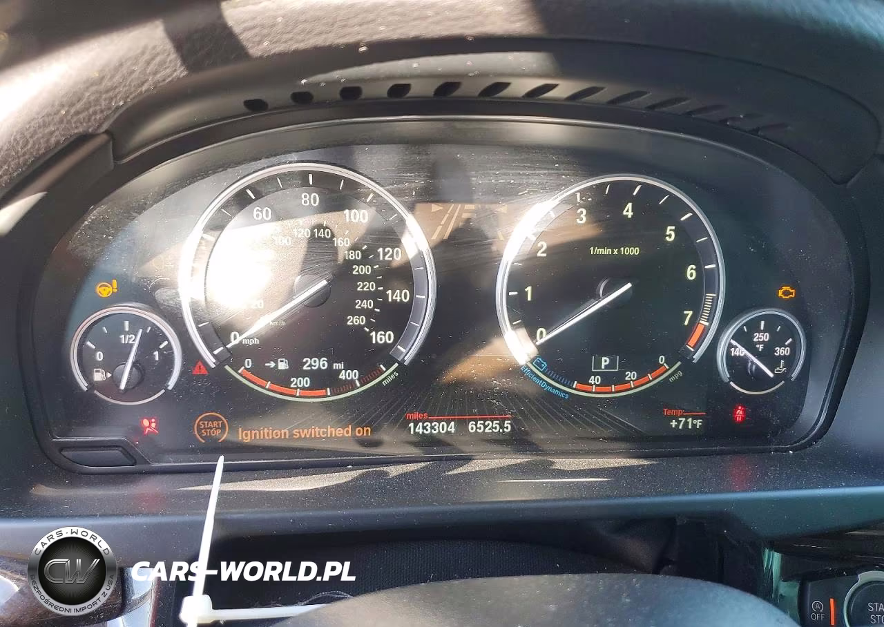2015 BMW X5 xDrive35I VIN:5UXKR0C54F0P10709 - 9