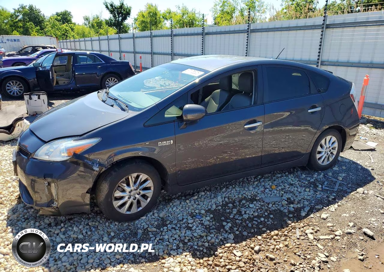 2012 Toyota Prius Plug-In Hybrid Base – zdjęcie 1 z 12