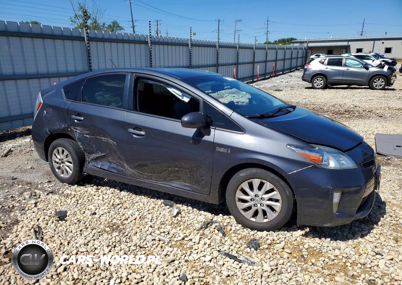 2012 Toyota Prius Plug-In Hybrid Base VIN:JTDKN3DP8C3013519 - 4