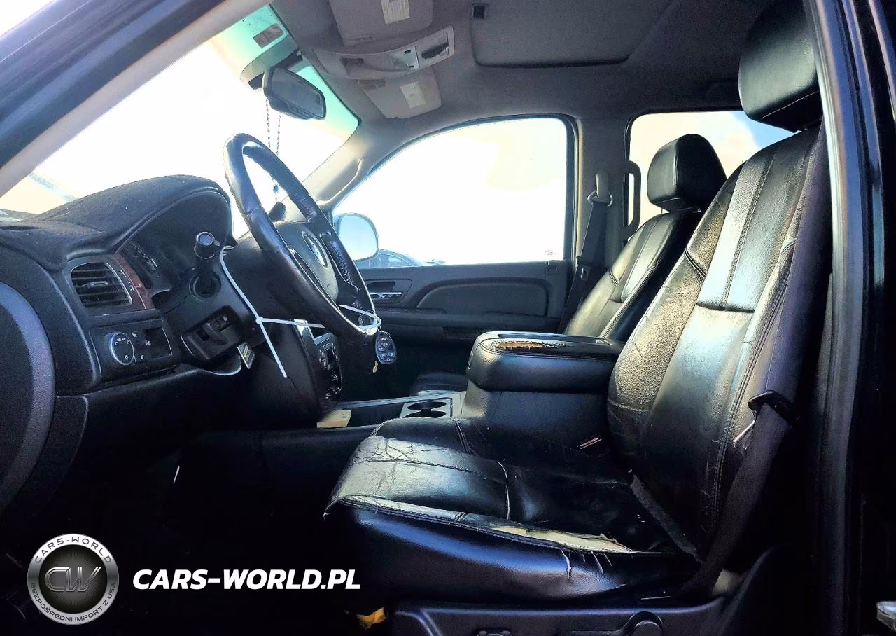 2007 Chevrolet Tahoe C1500 VIN:1GNFC13077R277812 - 7