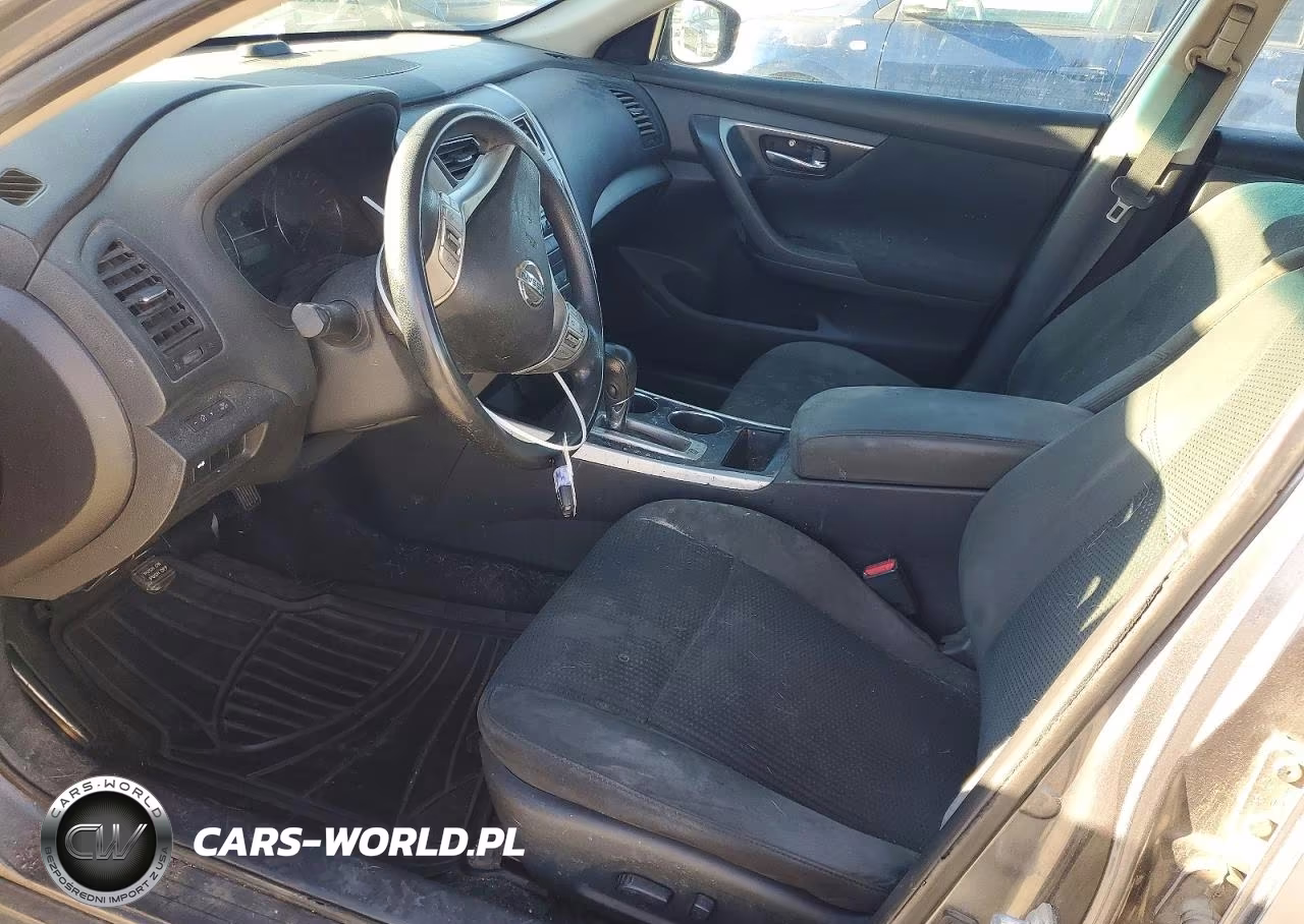 2015 Nissan Altima 2.5 S VIN:1N4AL3AP0FN363263 - 7