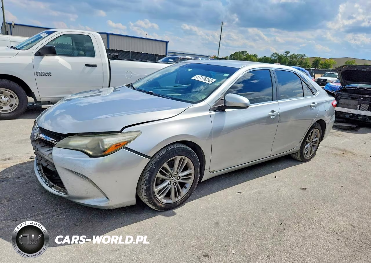 2015 Toyota Camry Se – zdjęcie 1 z 12