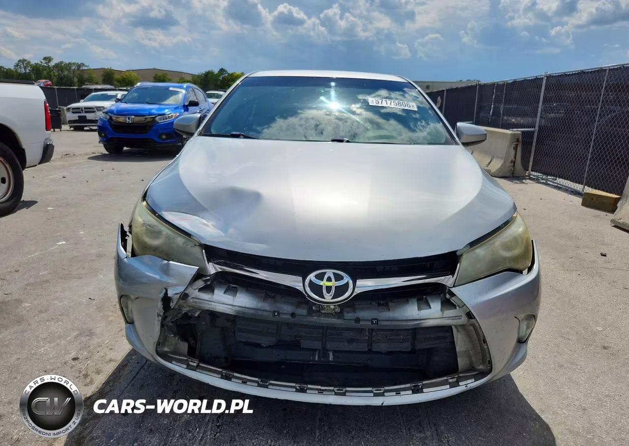 2015 Toyota Camry Se VIN:4T1BF1FK3FU895194 - 5