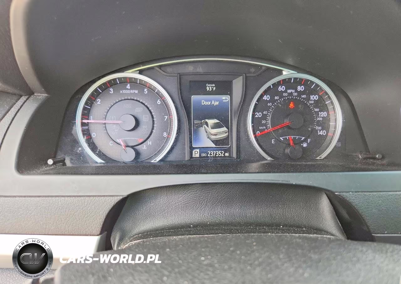 2015 Toyota Camry Se VIN:4T1BF1FK3FU895194 - 9