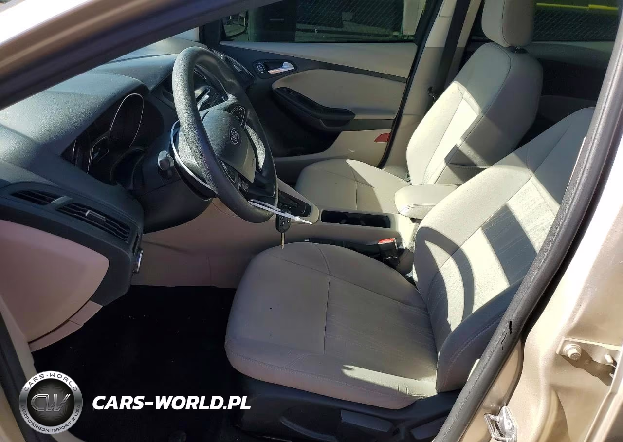 2017 Ford Focus Se VIN:1FADP3F29HL343008 - 7
