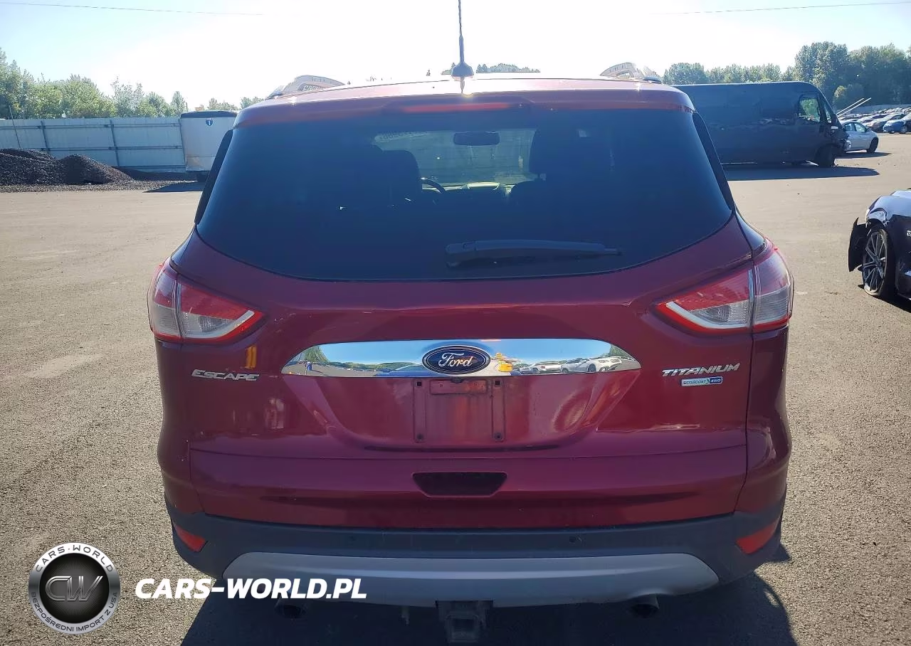 2015 Ford Escape Titanium VIN:1FMCU9J9XFUB50004 - 6