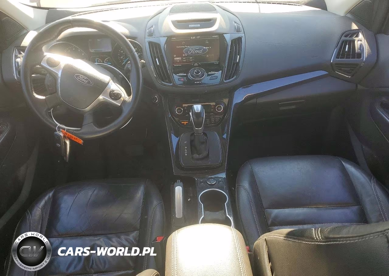 2015 Ford Escape Titanium VIN:1FMCU9J9XFUB50004 - 8