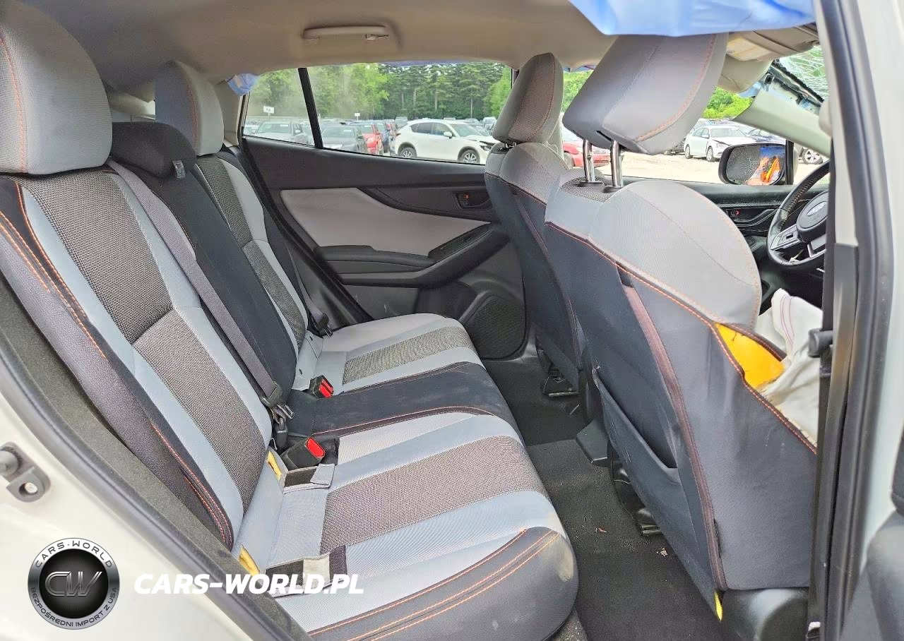 2018 Subaru Crosstrek Premium VIN:JF2GTABC5JH256237 - 11