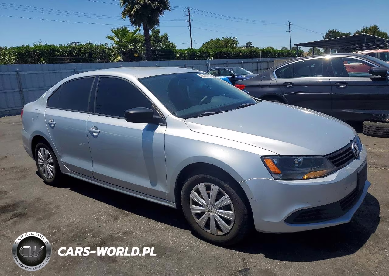 2013 Volkswagen Jetta Base VIN:3VW2K7AJ0DM401681 - 4