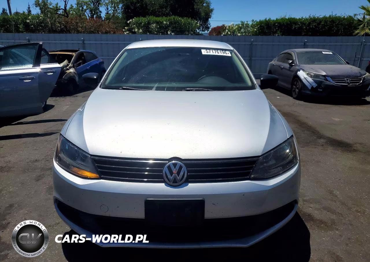 2013 Volkswagen Jetta Base VIN:3VW2K7AJ0DM401681 - 5