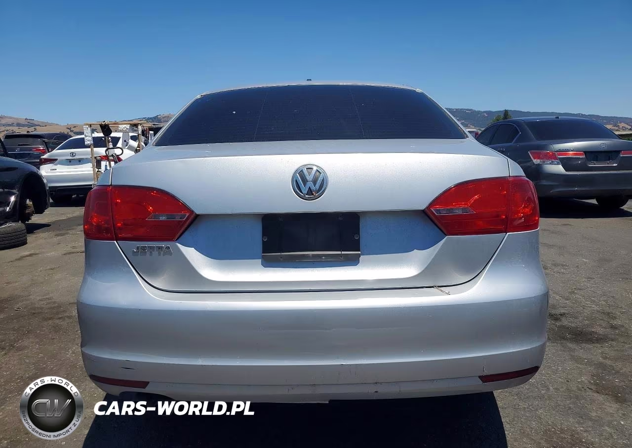 2013 Volkswagen Jetta Base VIN:3VW2K7AJ0DM401681 - 6