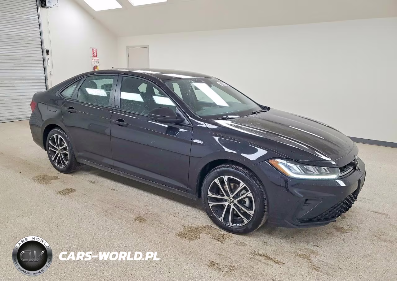 2025 Volkswagen Jetta Sport VIN:3VWBX7BU5SM005303 - 4