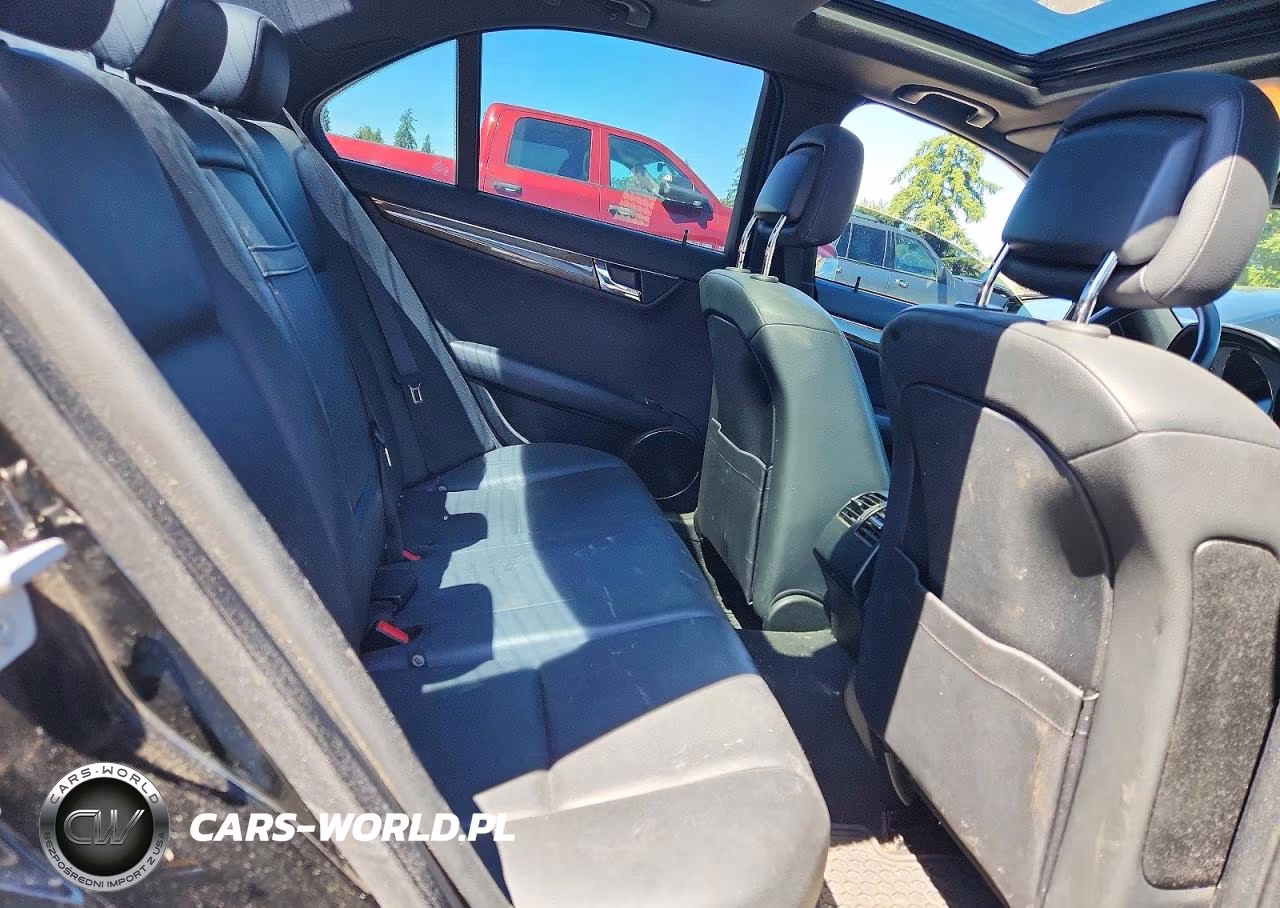2010 Mercedes-Benz C 350 VIN:WDDGF5GB0AR099052 - 10