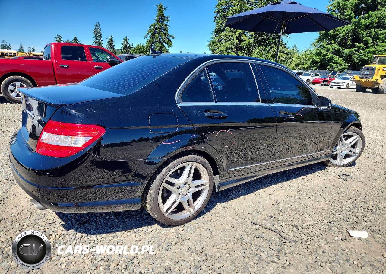2010 Mercedes-Benz C 350 VIN:WDDGF5GB0AR099052 - 3