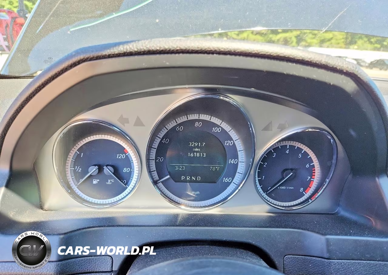 2010 Mercedes-Benz C 350 VIN:WDDGF5GB0AR099052 - 9