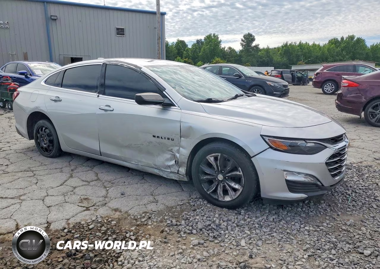 2019 Chevrolet Malibu Lt VIN:1G1ZD5ST0KF200210 - 4