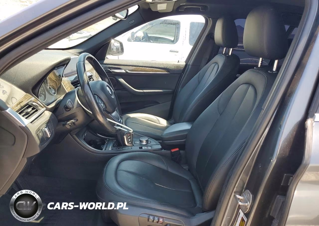 2017 BMW X1 Sdrive28I VIN:WBXHU7C39H5H33349 - 7