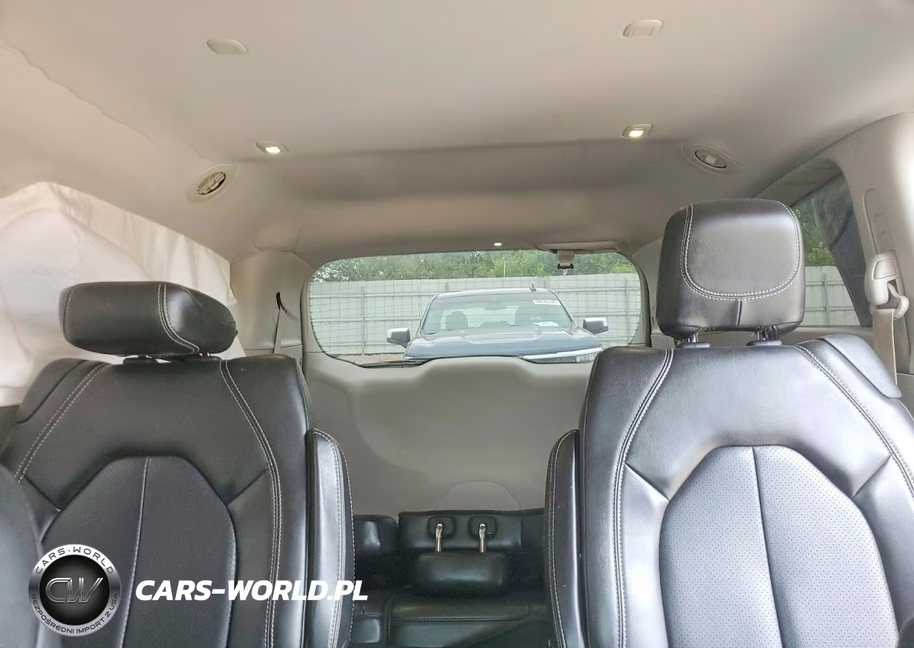 2020 Chrysler Voyager Lxi VIN:2C4RC1DG5LR148098 - 10
