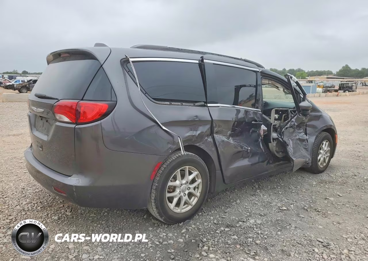 2020 Chrysler Voyager Lxi VIN:2C4RC1DG5LR148098 - 3