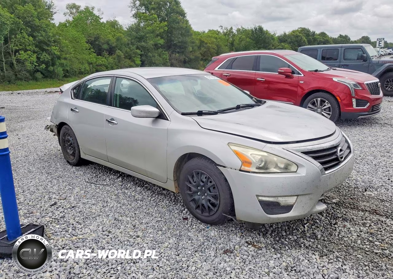 2014 Nissan Altima 2.5 S VIN:1N4AL3AP7EC186043 - 4