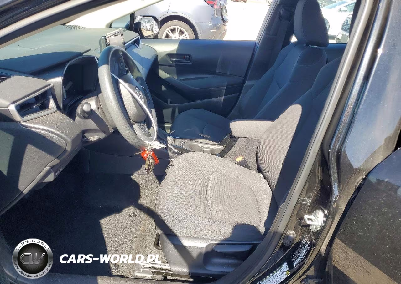 2022 Toyota Corolla Le VIN:5YFEPMAEXNP323679 - 7
