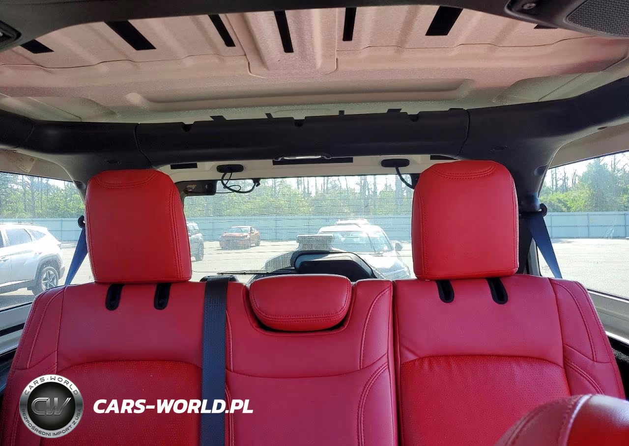 2018 Jeep Wrangler Unlimited Sport VIN:1C4HJXDG0JW284292 - 10