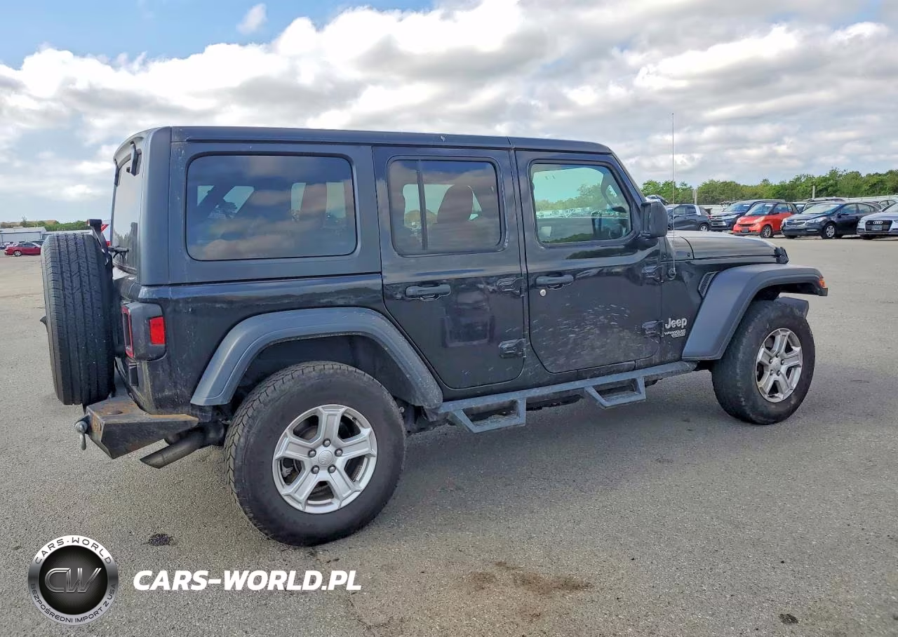 2018 Jeep Wrangler Unlimited Sport VIN:1C4HJXDG0JW284292 - 3