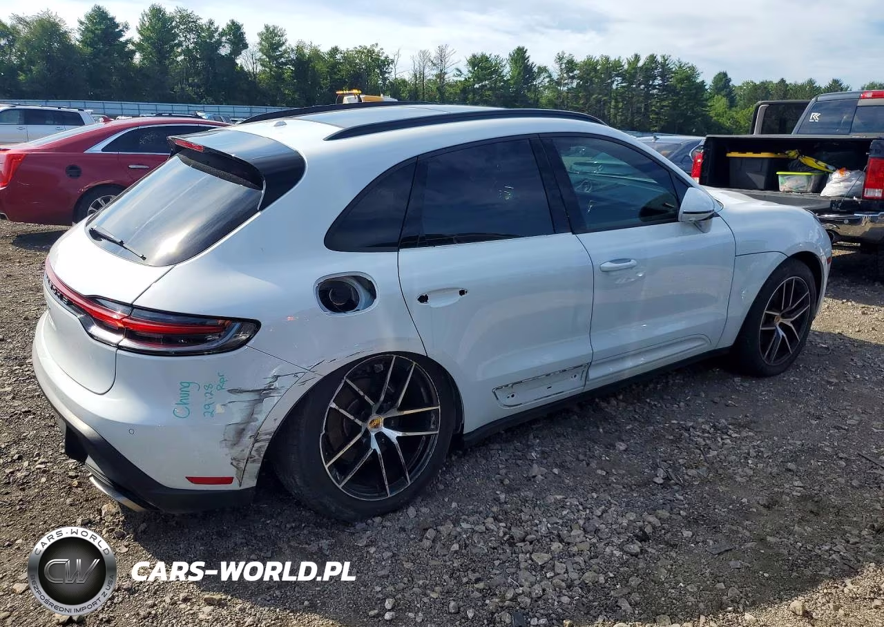 2024 Porsche Macan Base VIN:WP1AA2A53RLB16049 - 3