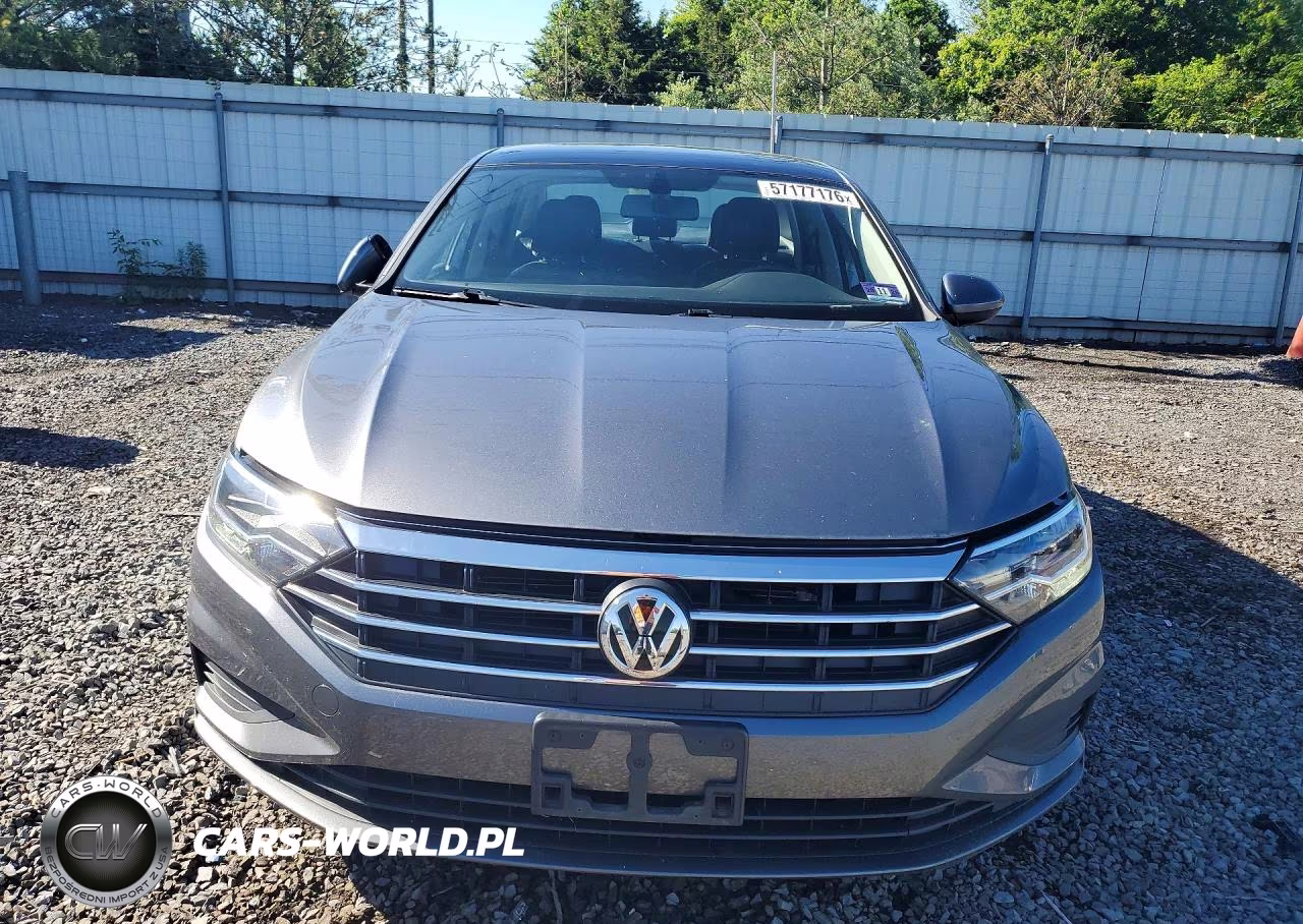 2019 Volkswagen Jetta S VIN:3VWC57BU5KM262312 - 5