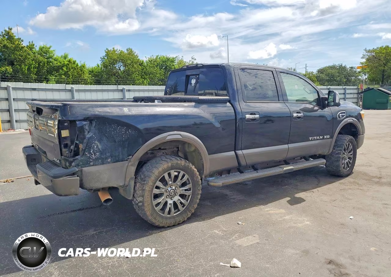 2017 Nissan Titan Xd Platinum Reserve VIN:1N6BA1F45HN522219 - 3