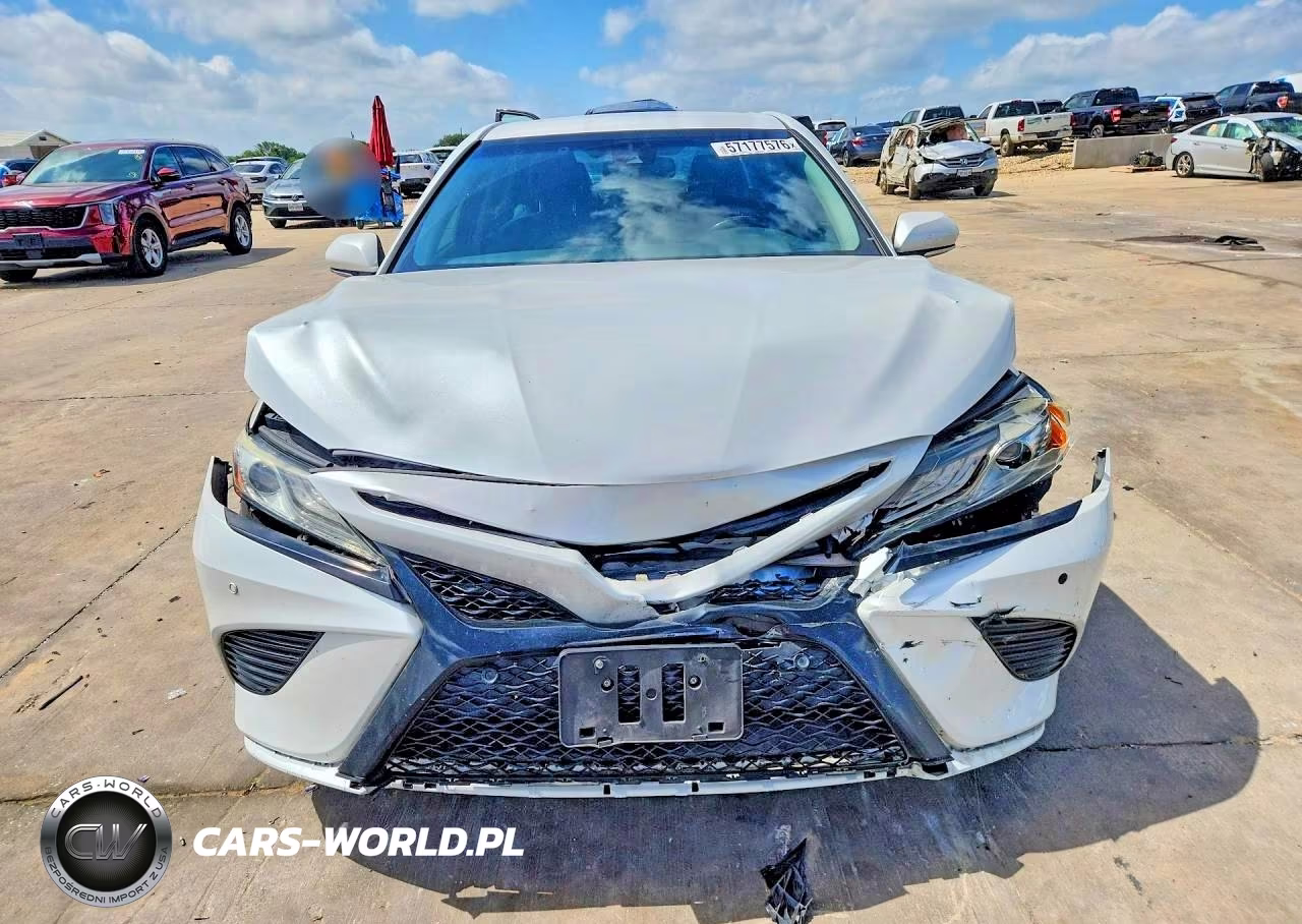 2018 Toyota Camry Xse VIN:4T1B61HK3JU038105 - 5