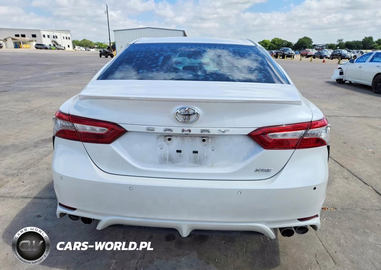 2018 Toyota Camry Xse VIN:4T1B61HK3JU038105 - 6