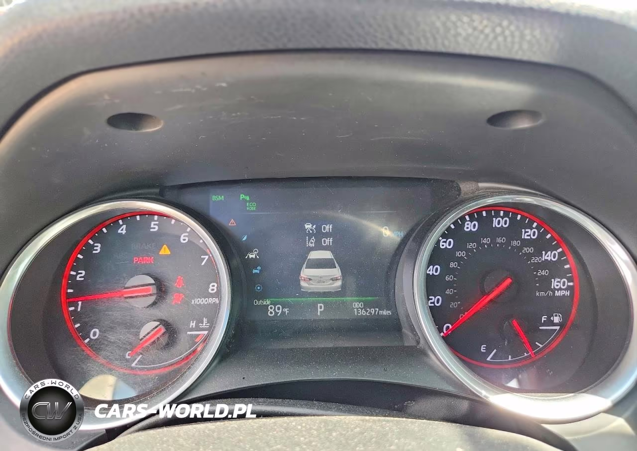 2018 Toyota Camry Xse VIN:4T1B61HK3JU038105 - 9