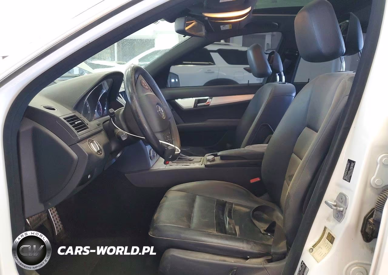 2010 Mercedes-Benz C 300 VIN:WDDGF5EB4AR099266 - 7