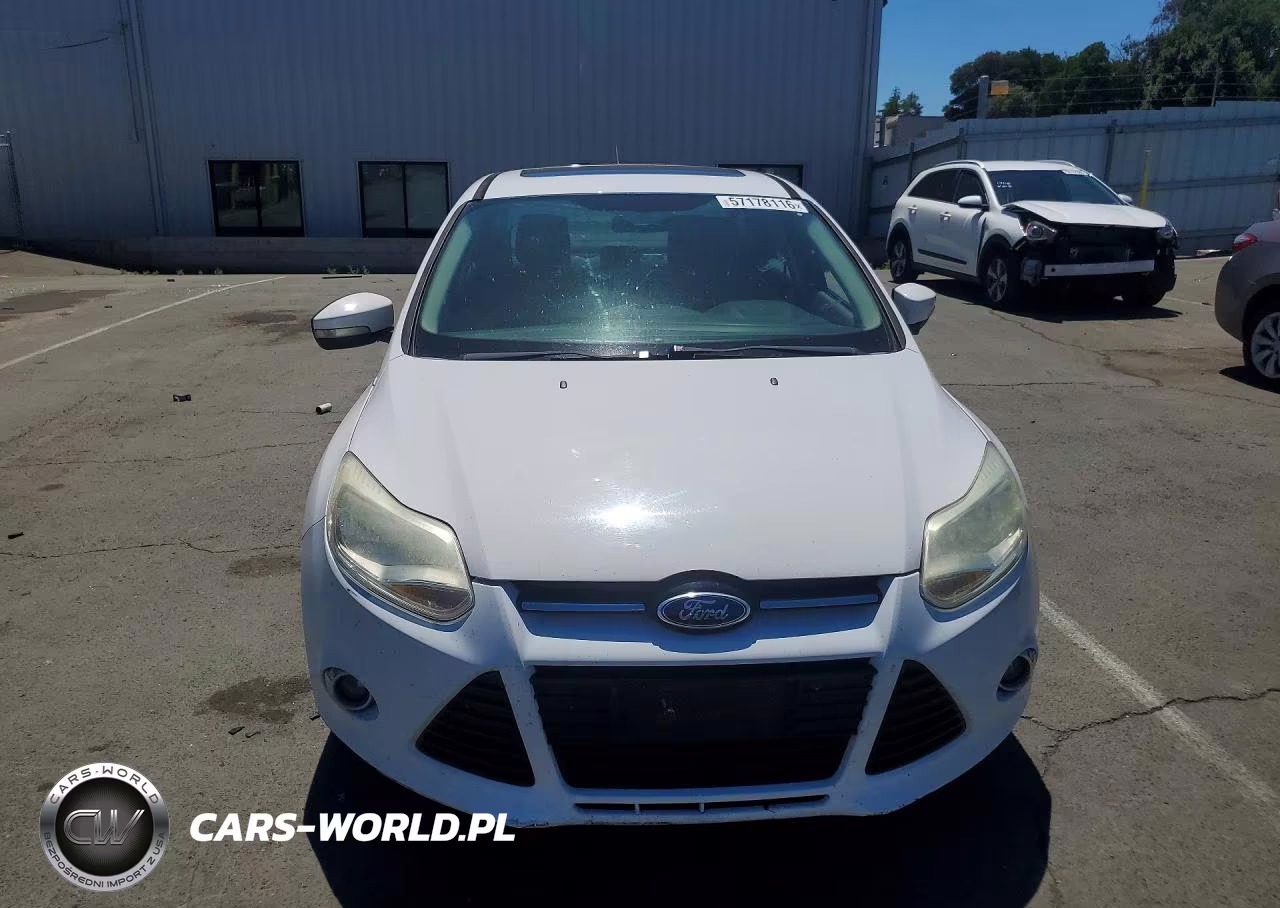 2012 Ford Focus Sel VIN:1FAHP3H28CL339913 - 5