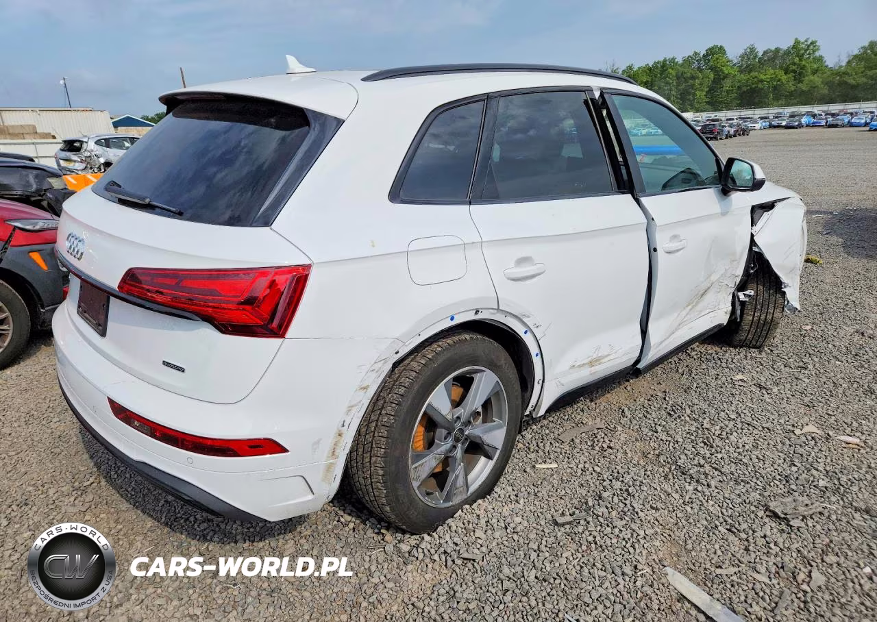 2025 Audi Q5 Premium 40 VIN:WA1ABAFY3S2038020 - 3