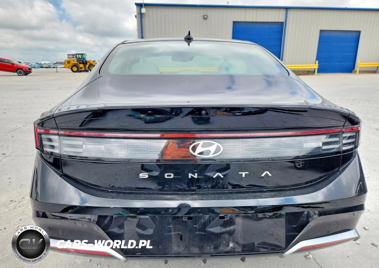 2026 Hyundai Sonata Sel Sport VIN:KMHL64JA0TA554997 - 6