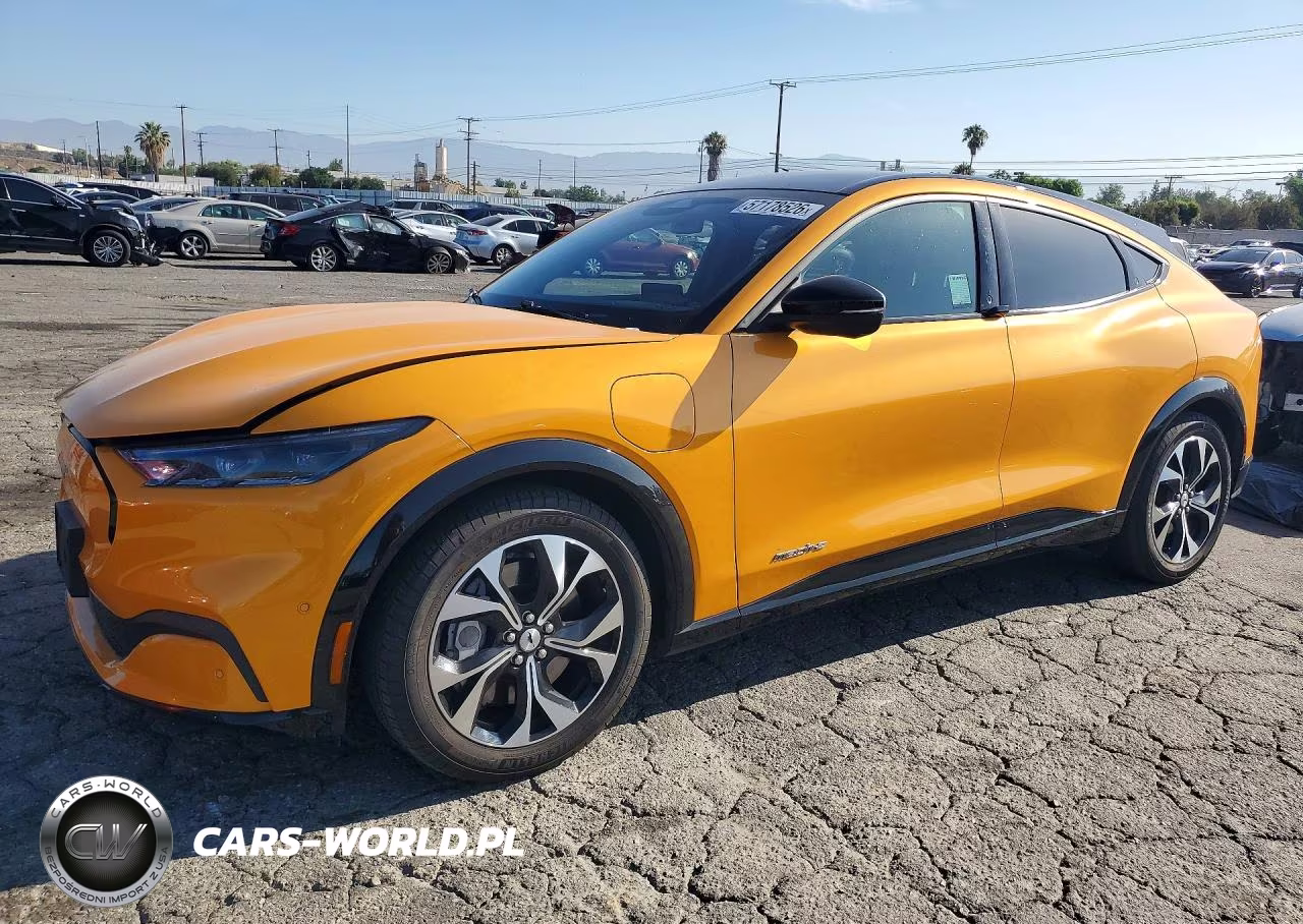 2023 Ford Mustang Mach-E Premium – zdjęcie 1 z 13